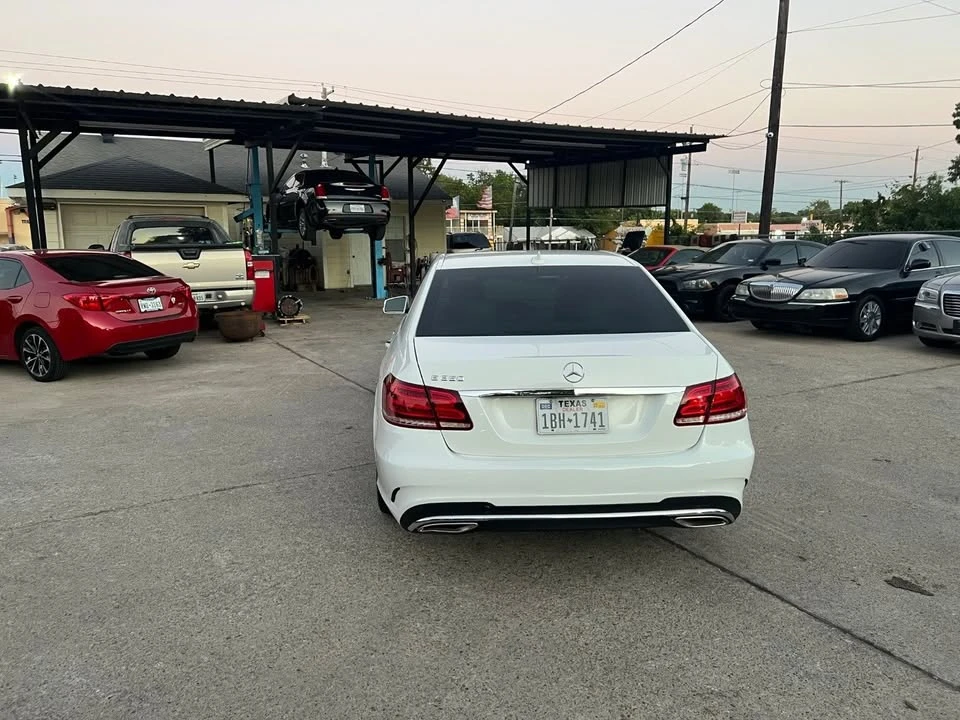 2016 Mercedes-Benz W212 E-Class - Image 15 of 20