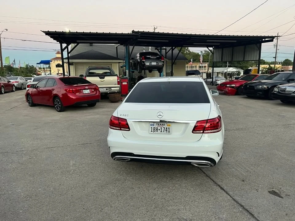 2016 Mercedes-Benz W212 E-Class - Image 14 of 20