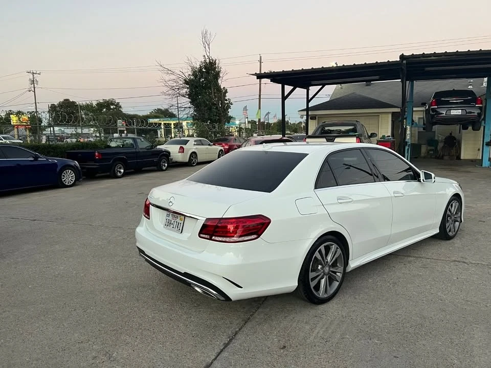 2016 Mercedes-Benz W212 E-Class - Image 11 of 20