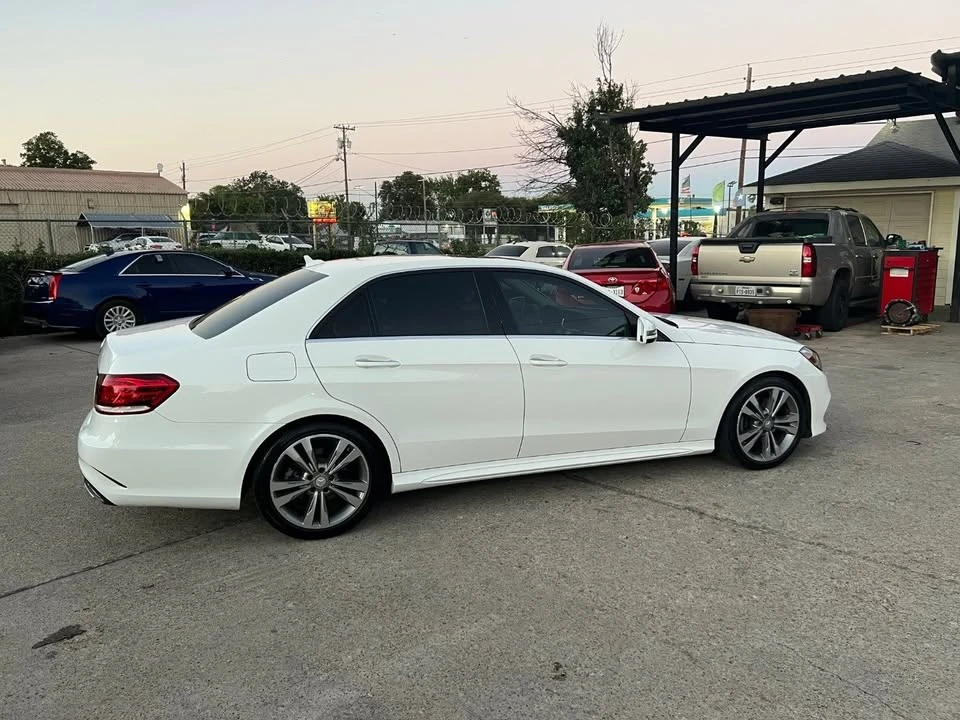 2016 Mercedes-Benz W212 E-Class - Image 8 of 20