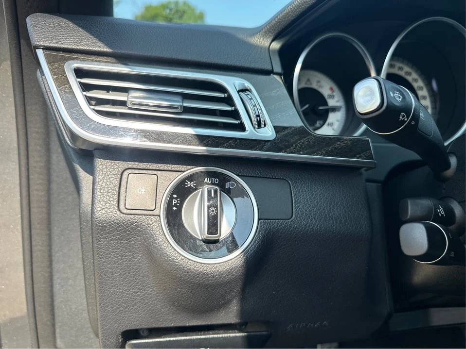 2016 Mercedes-Benz W212 E-Class - Image 19 of 20