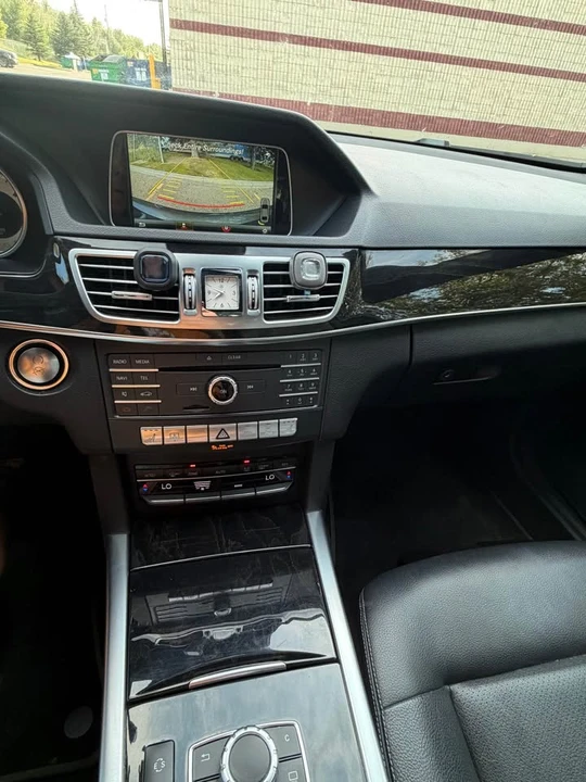 2016 Mercedes-Benz W212 E-Class - Image 16 of 18