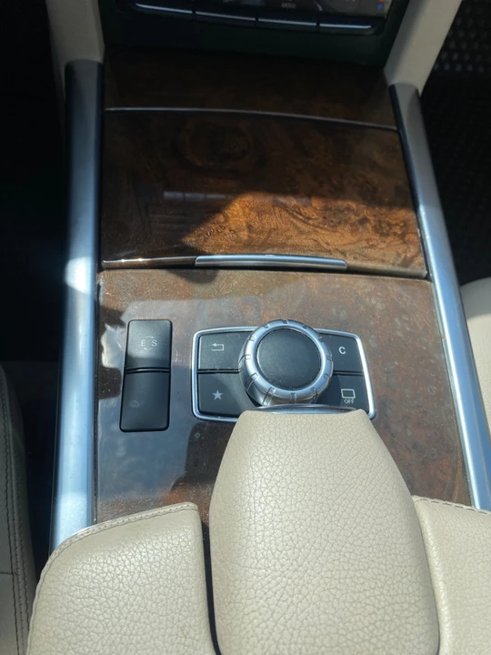 2016 Mercedes-Benz W212 E-Class - Image 5 of 11