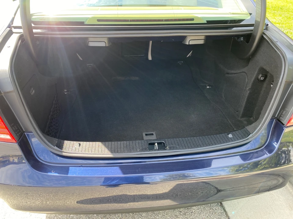 2016 Mercedes-Benz W212 E-Class - Image 8 of 11