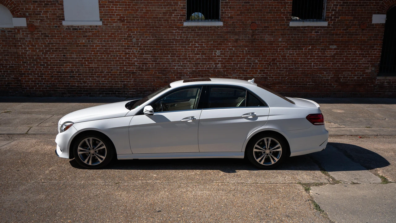 2016 Mercedes-Benz W212 E-Class - Image 10 of 31