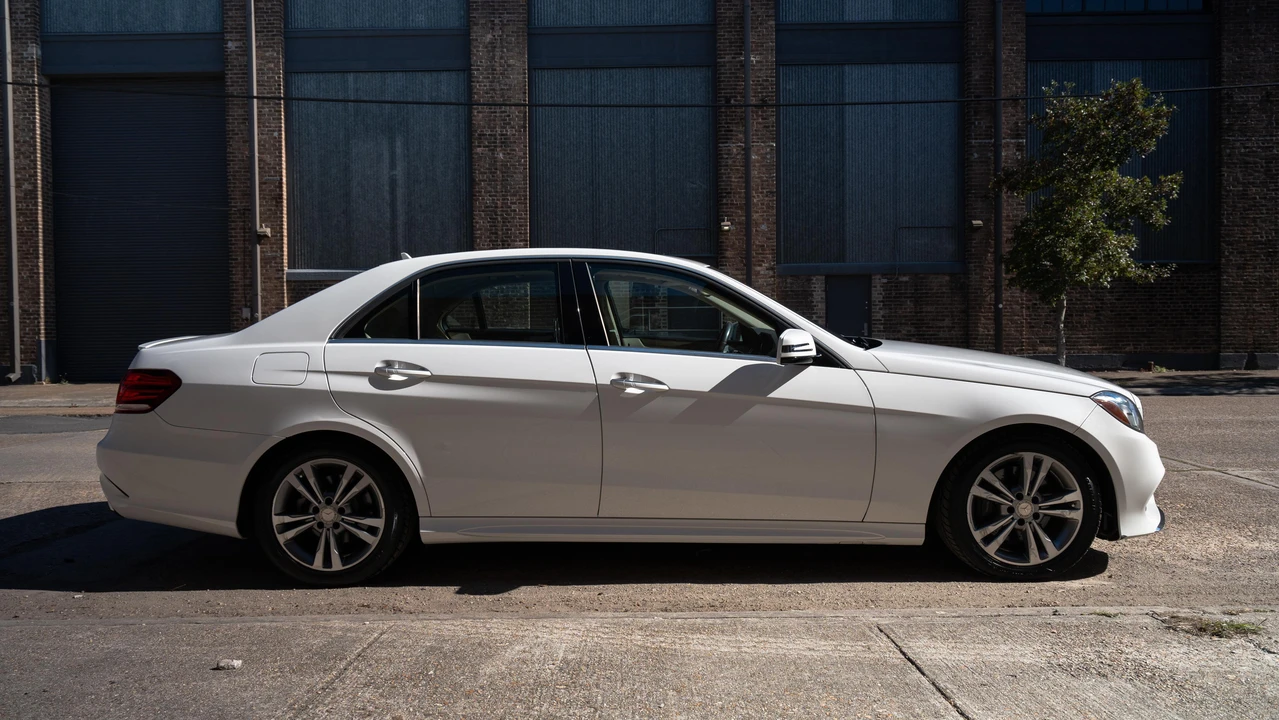 2016 Mercedes-Benz W212 E-Class - Image 18 of 31