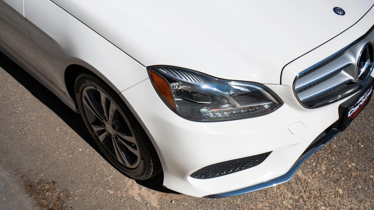 2016 Mercedes-Benz W212 E-Class - Image 23 of 31