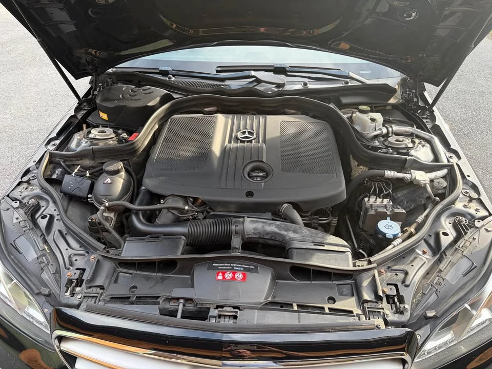 2016 Mercedes-Benz W212 E-Class - Image 14 of 16