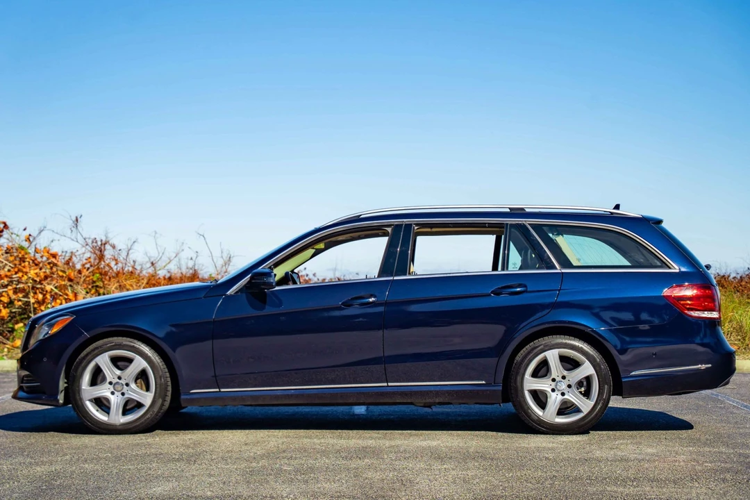 2016 Mercedes-Benz W212 E-Class - Image 3 of 11