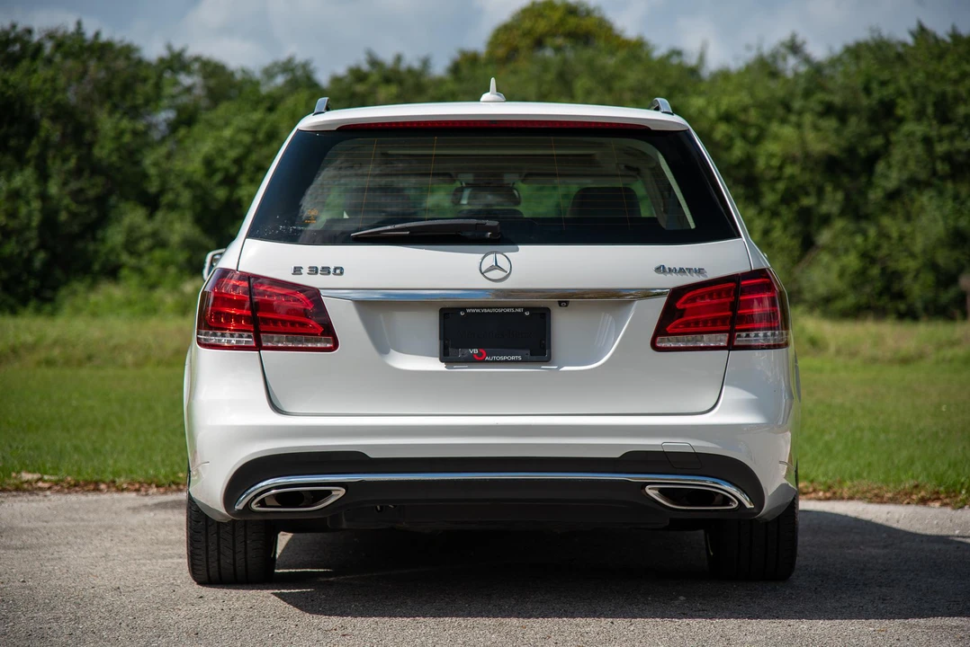 2016 Mercedes-Benz W212 E-Class - Image 12 of 27