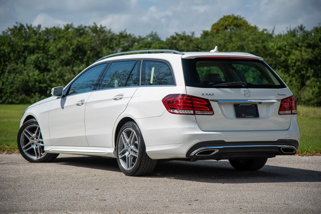 2016 Mercedes-Benz W212 E-Class - Image 11 of 27