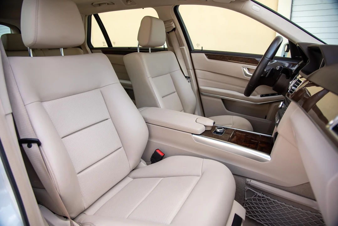 2016 Mercedes-Benz W212 E-Class - Image 25 of 27
