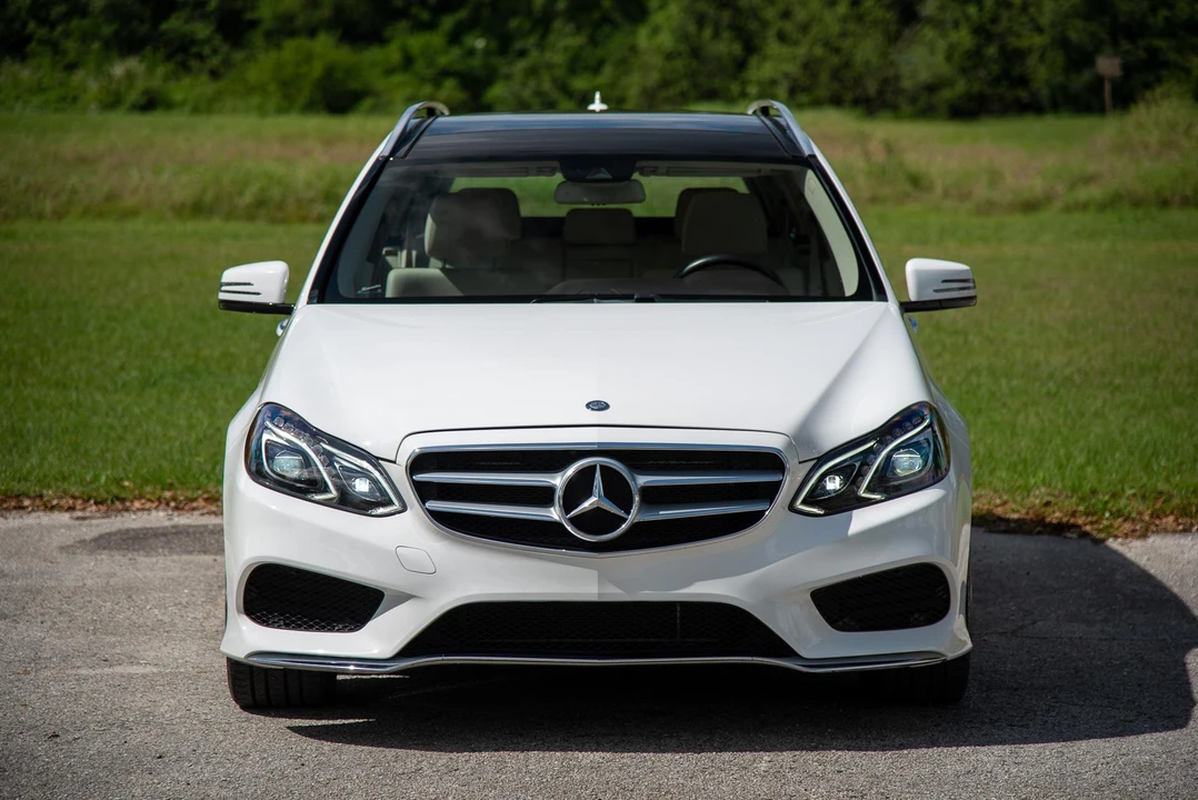 2016 Mercedes-Benz W212 E-Class - Image 6 of 27