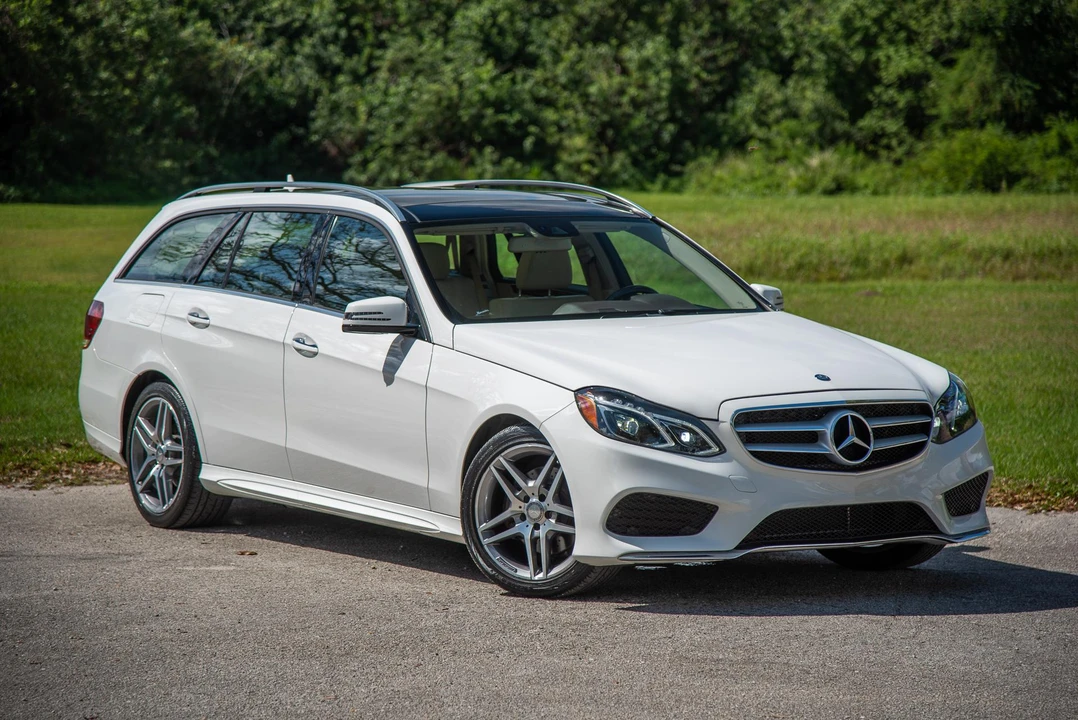 2016 Mercedes-Benz W212 E-Class - Image 16 of 27