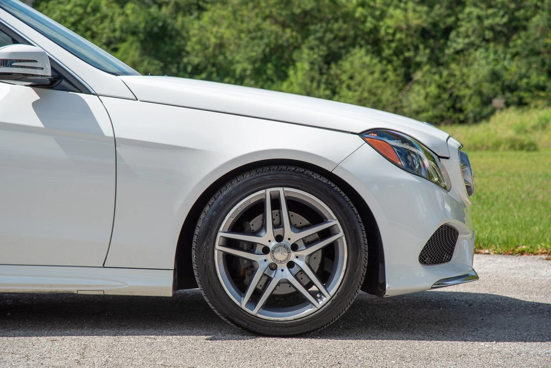 2016 Mercedes-Benz W212 E-Class - Image 21 of 27