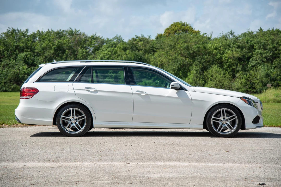 2016 Mercedes-Benz W212 E-Class - Image 15 of 27
