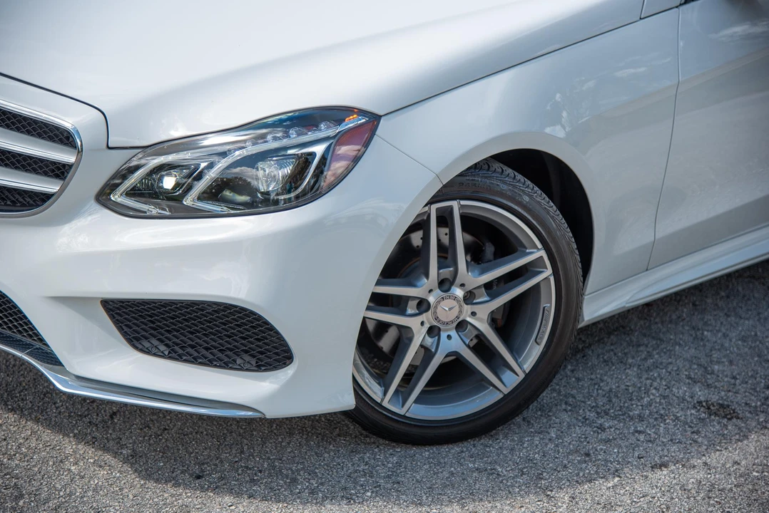 2016 Mercedes-Benz W212 E-Class - Image 19 of 27