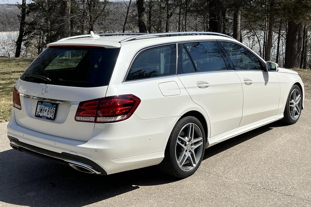2016 Mercedes-Benz W212 E-Class - Image 4 of 9