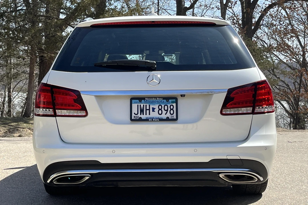 2016 Mercedes-Benz W212 E-Class - Image 5 of 9