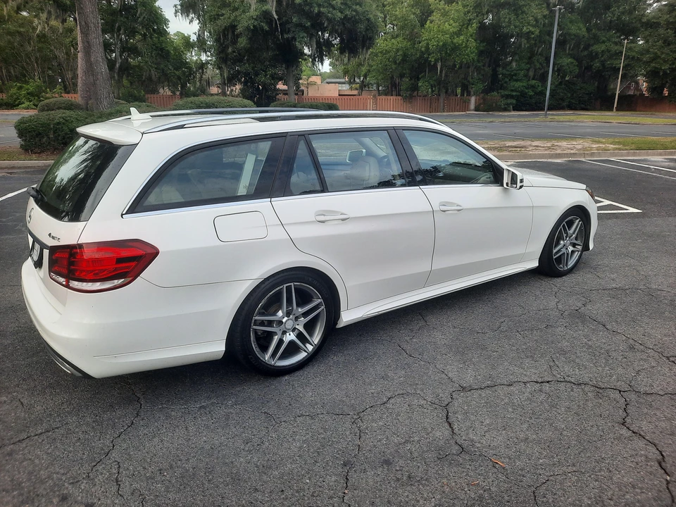 2016 Mercedes-Benz W212 E-Class - Image 18 of 31