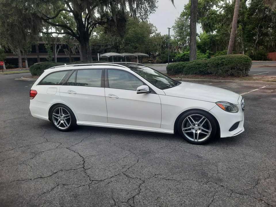 2016 Mercedes-Benz W212 E-Class - Image 20 of 31