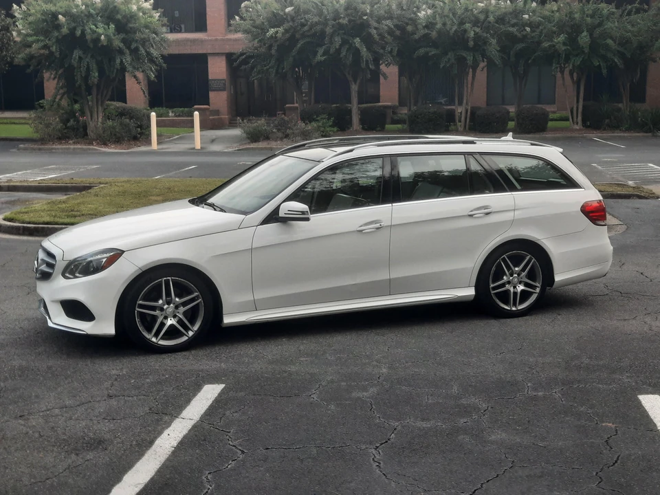 2016 Mercedes-Benz W212 E-Class - Image 11 of 31