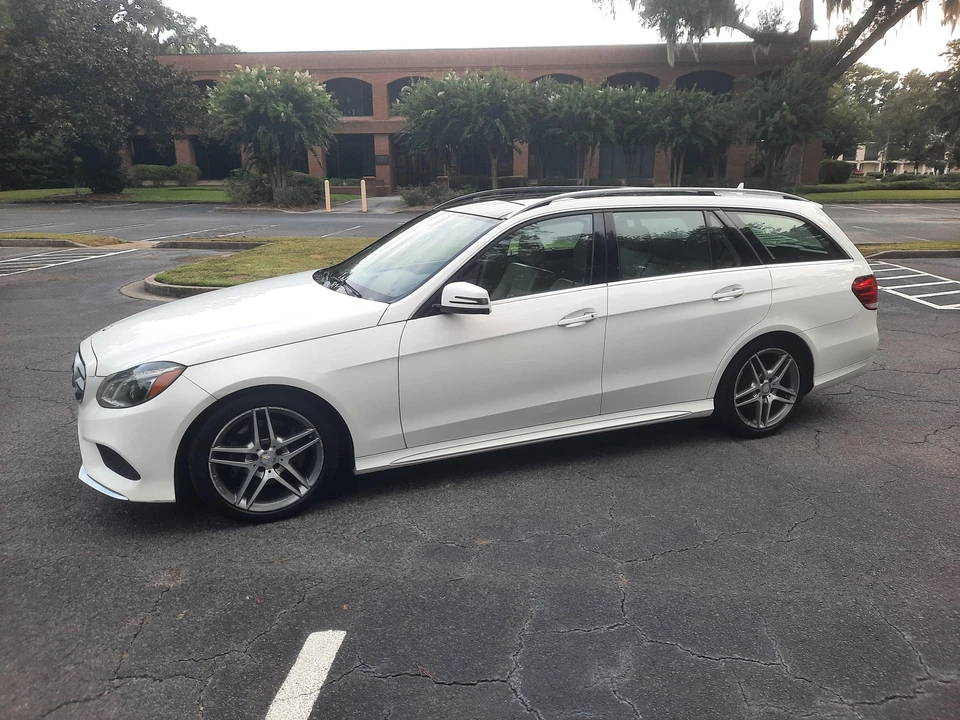 2016 Mercedes-Benz W212 E-Class - Image 10 of 31