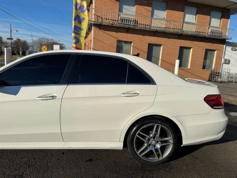 2016 Mercedes-Benz W212 E-Class - Image 9 of 12