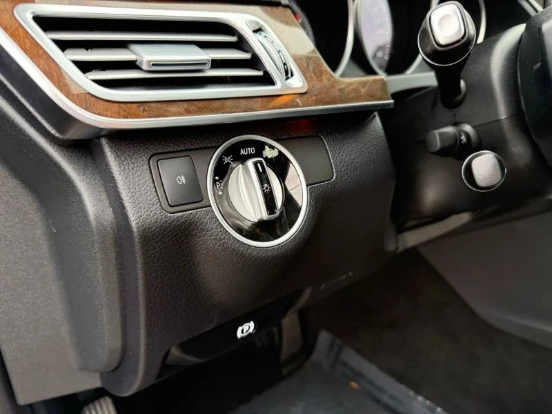 2016 Mercedes-Benz W212 E-Class - Image 11 of 12