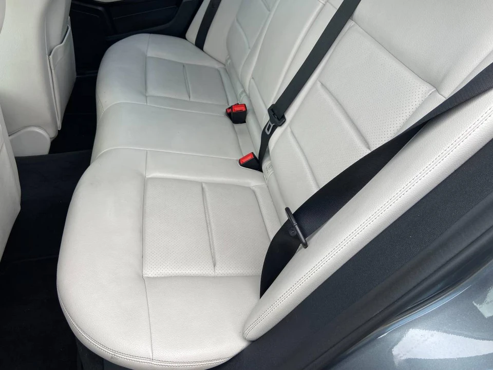 2016 Mercedes-Benz W212 E-Class - Image 8 of 12