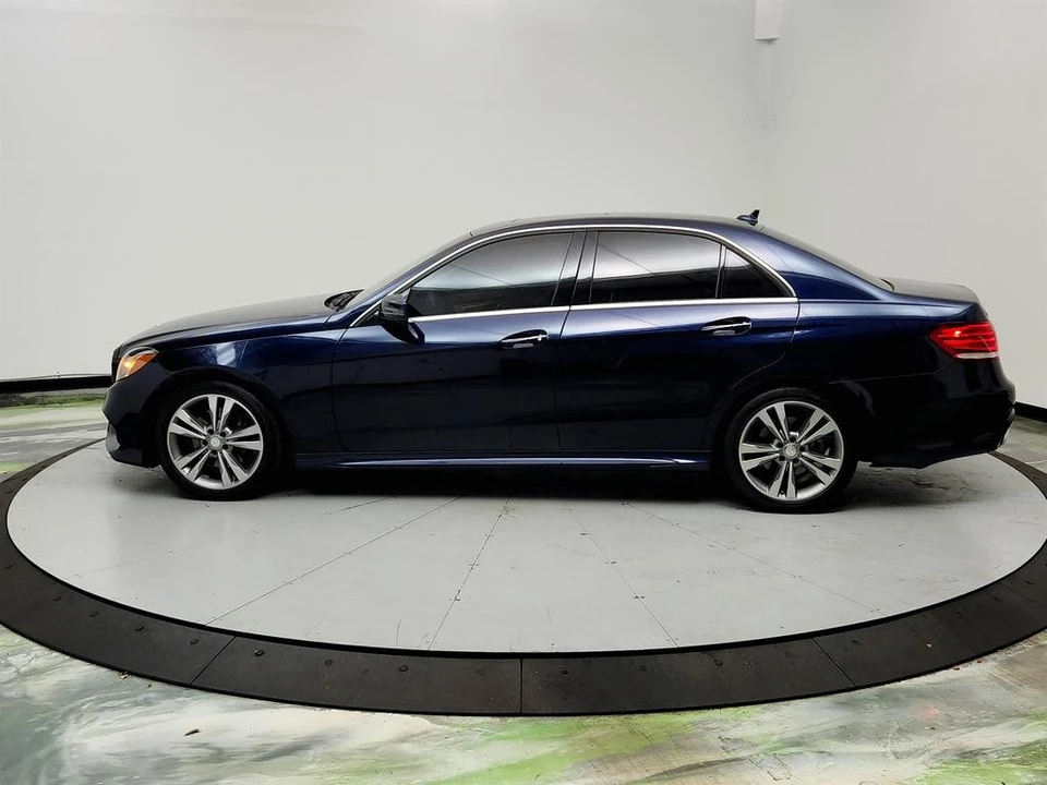 2016 Mercedes-Benz W212 E-Class - Image 8 of 21