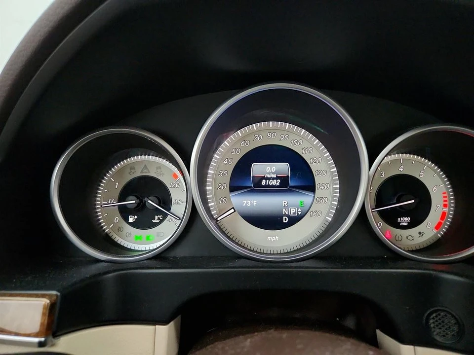 2016 Mercedes-Benz W212 E-Class - Image 17 of 21