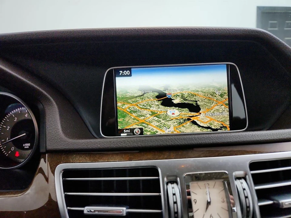 2016 Mercedes-Benz W212 E-Class - Image 20 of 21
