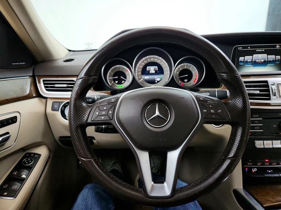 2016 Mercedes-Benz W212 E-Class - Image 18 of 21