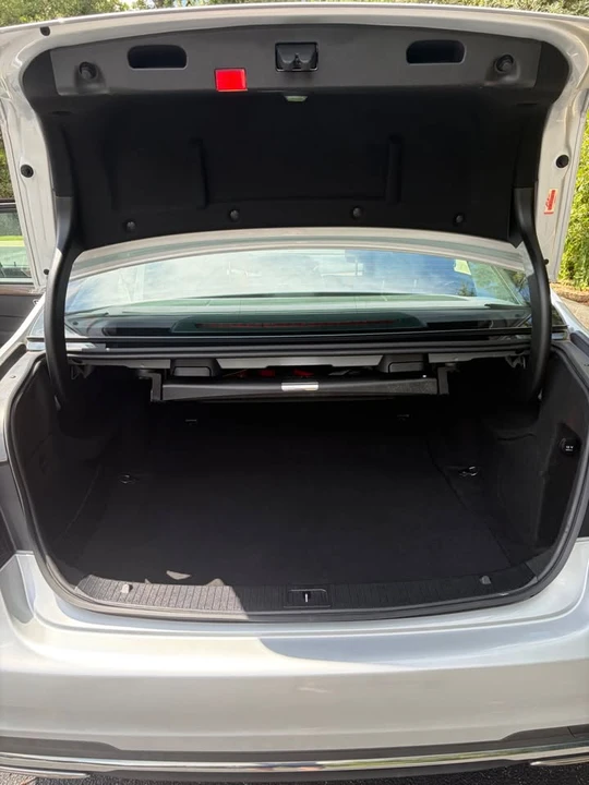 2016 Mercedes-Benz W212 E-Class - Image 7 of 20