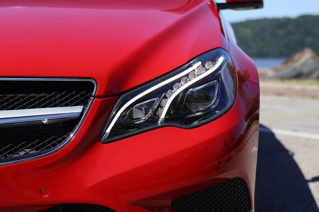 2016 Mercedes-Benz C207/A207 E-Class Coupe & Convertible - Image 26 of 31