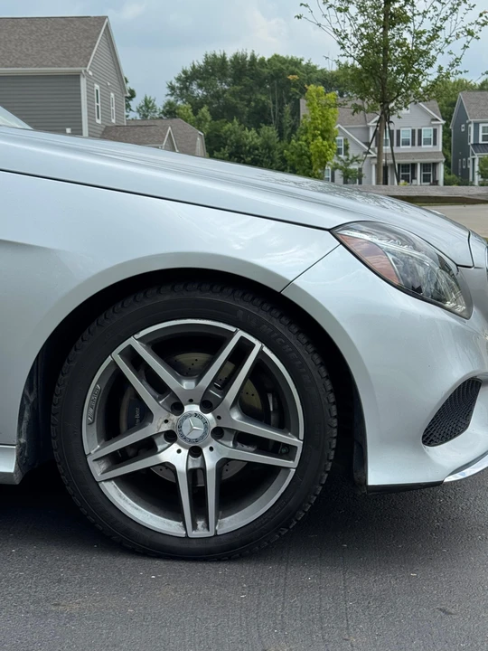 2016 Mercedes-Benz W212 E-Class - Image 26 of 31