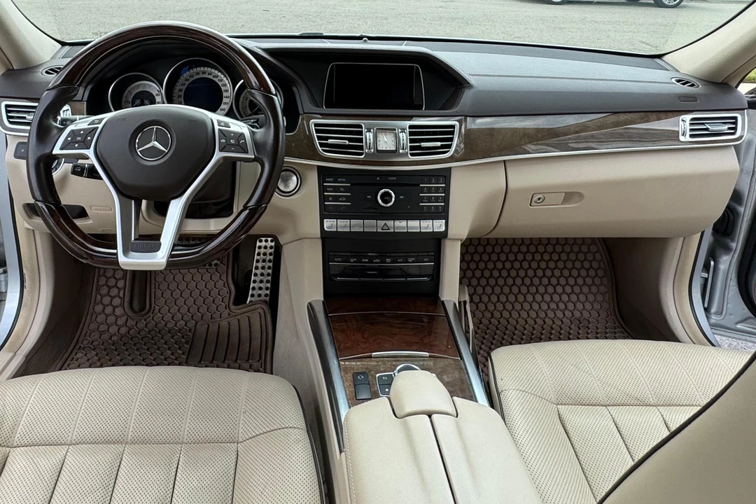2016 Mercedes-Benz W212 E-Class - Image 27 of 31