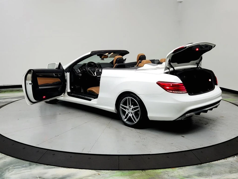 2016 Mercedes-Benz W212 E-Class - Image 12 of 21