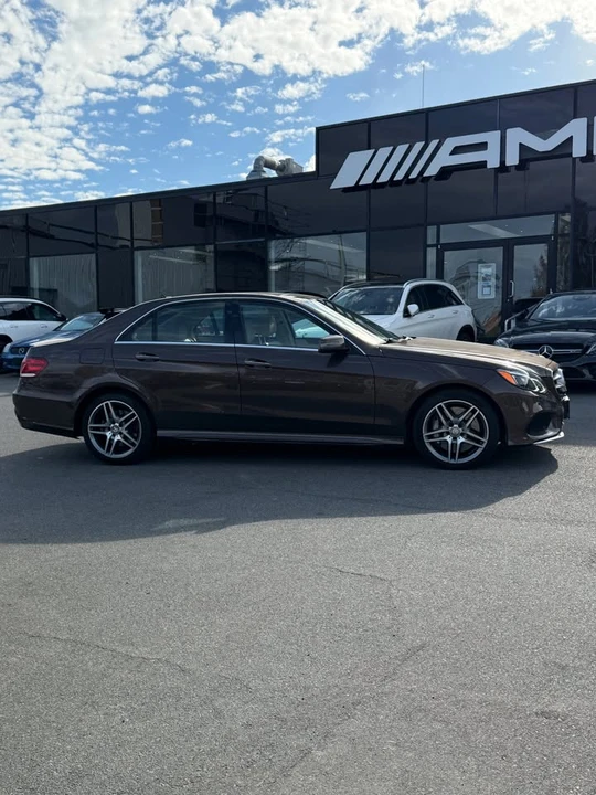 2016 Mercedes-Benz W212 E-Class - Image 3 of 20