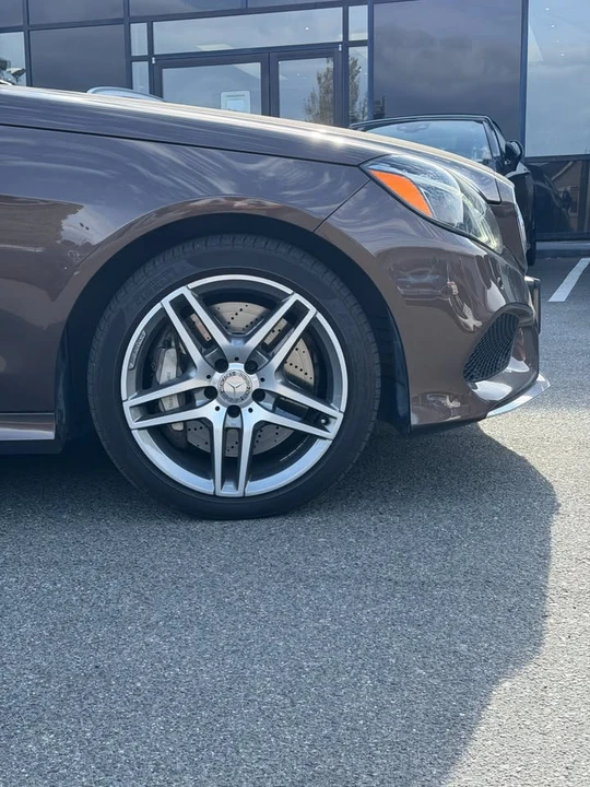 2016 Mercedes-Benz W212 E-Class - Image 9 of 20