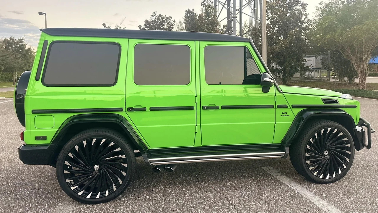2016 Mercedes-Benz W463 G 36 & G 55 & G 63 & G 65 AMG 1st Gen - Image 17 of 18