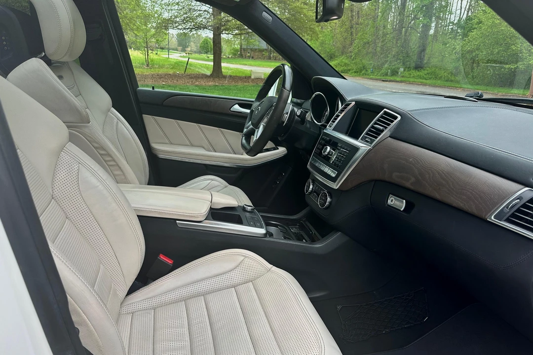 2016 Mercedes-Benz X166 GL 63 & GLS 63 AMG - Image 28 of 31