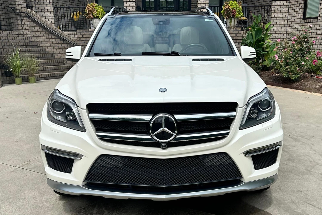 2016 Mercedes-Benz X166 GL 63 & GLS 63 AMG - Image 2 of 31