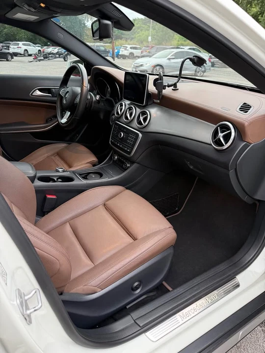 2016 Mercedes-Benz X156 GLA - Image 11 of 15