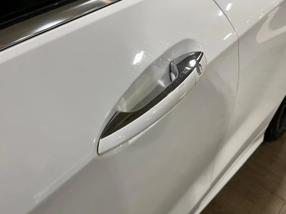 2016 Mercedes-Benz W212 E-Class - Image 13 of 18