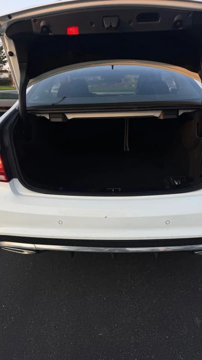 2016 Mercedes-Benz W212 E-Class - Image 15 of 19