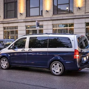 2016 Mercedes-Benz Metris Passenger Van 4D