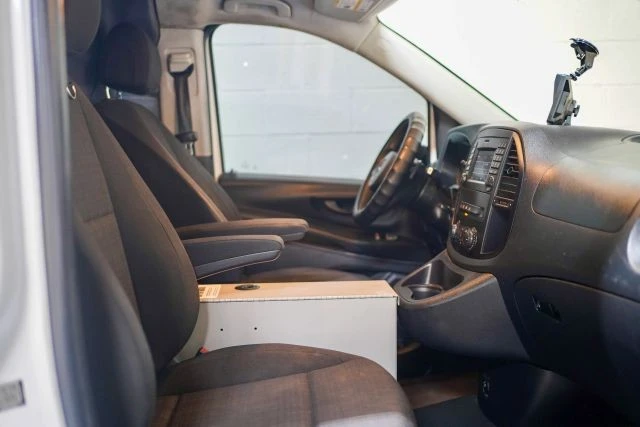 2016 Mercedes-Benz W447 V-Class/Metris - Image 17 of 21