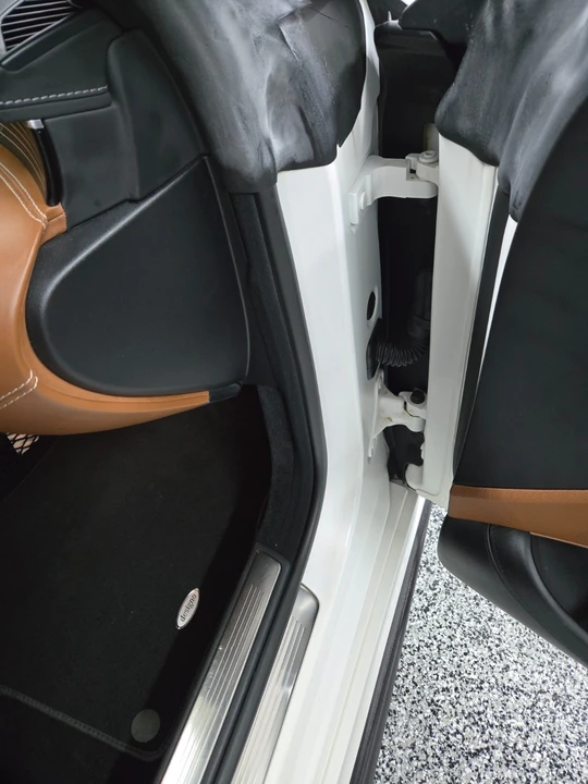 2016 Mercedes-Benz - Image 15 of 18